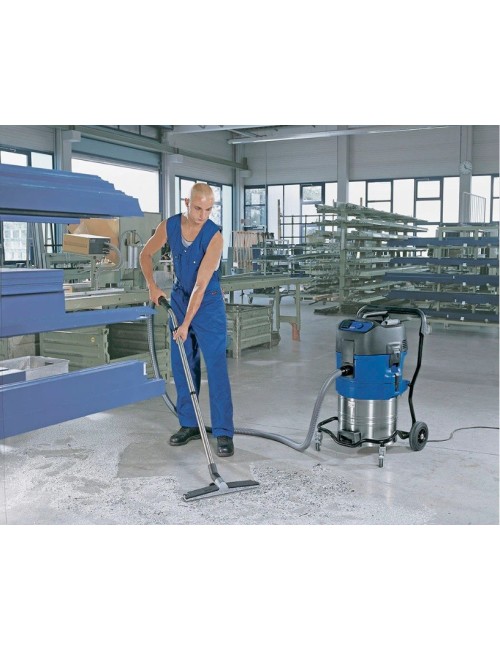 NILFISK 761-21XC Vacuum Cleaner