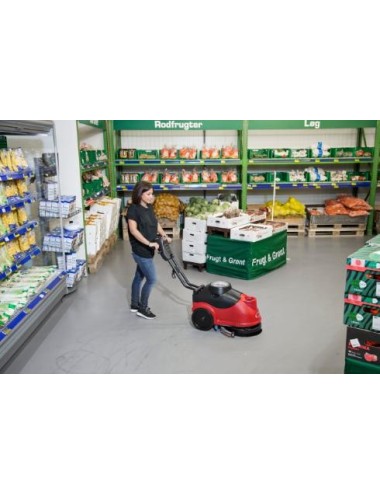 NILFISK AS380 C Scrubber Dryer